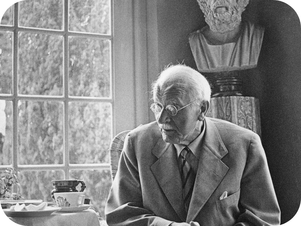 Carl G. Jung Analitik Psikoloji İle Ne Anlatıyor?